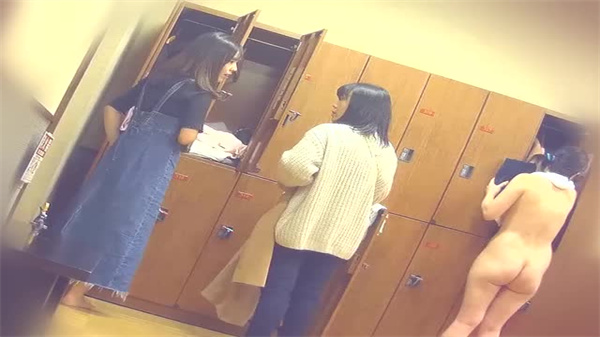 国产在线㊙️麻豆精品观看,91久久香蕉国产熟女线看,11月新品大众洗浴场女客换衣室,国产视频